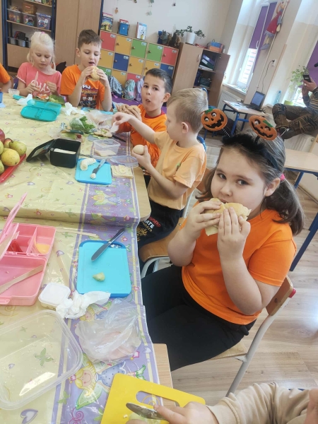 Messenger_creation_989D15F8-A1FD-4814-A538-FC56508488C1